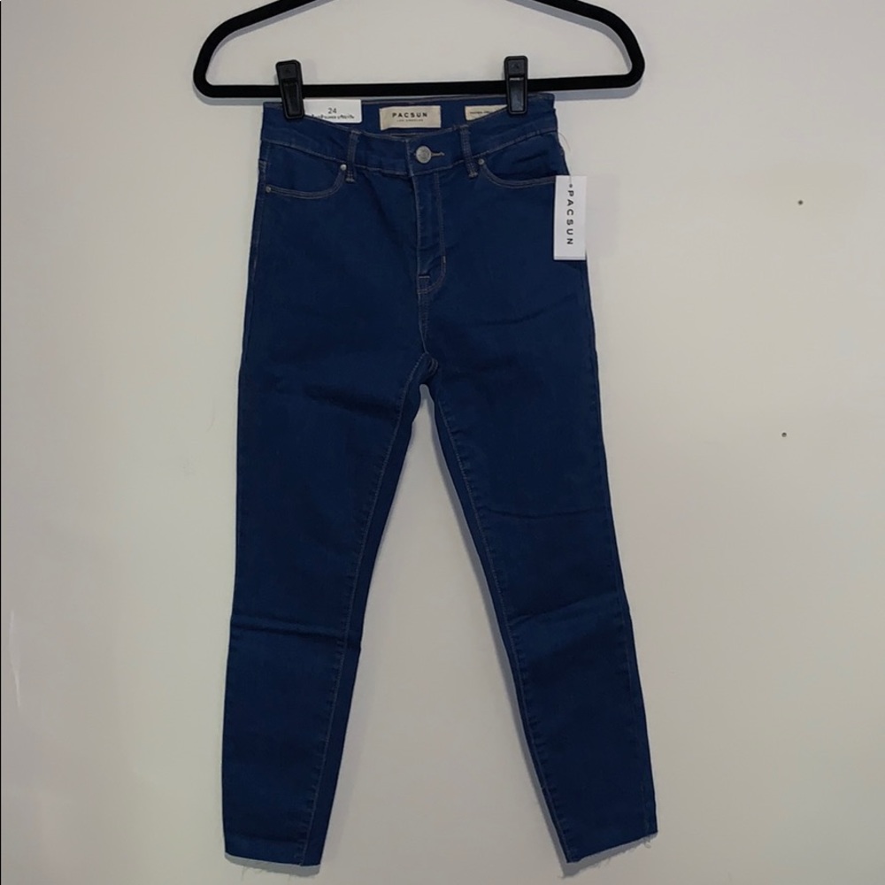 High-rise ankle jegging